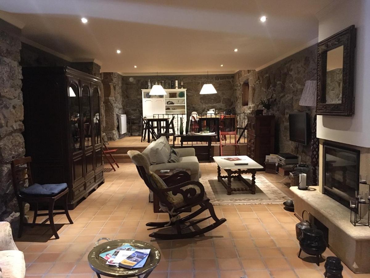 Bergui Guesthouse - Guimarães Zewnętrze zdjęcie