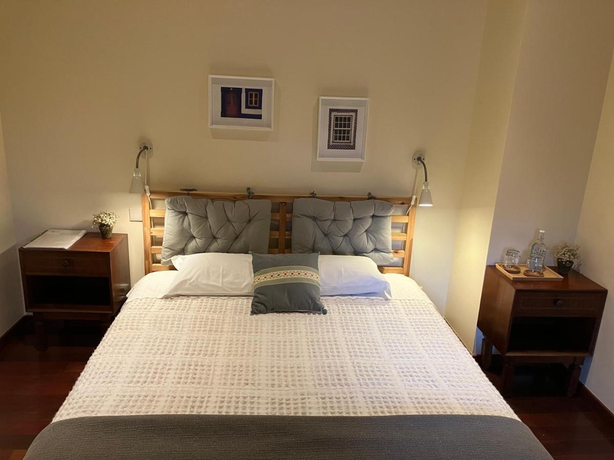 Bergui Guesthouse - Guimarães Zewnętrze zdjęcie