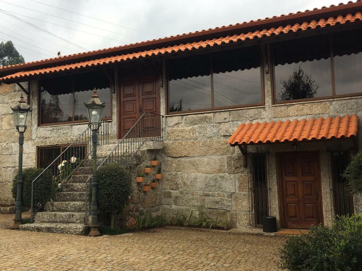Bergui Guesthouse - Guimarães Zewnętrze zdjęcie